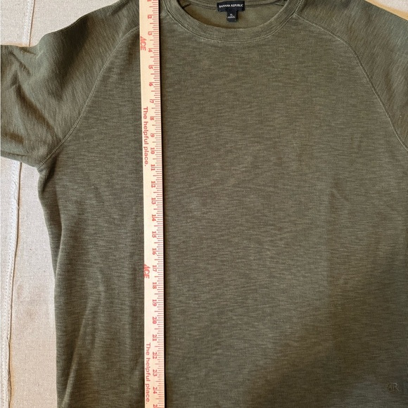 Banana Republic Olive Green Crew Neck Knit Sweater - Picture 5 of 8